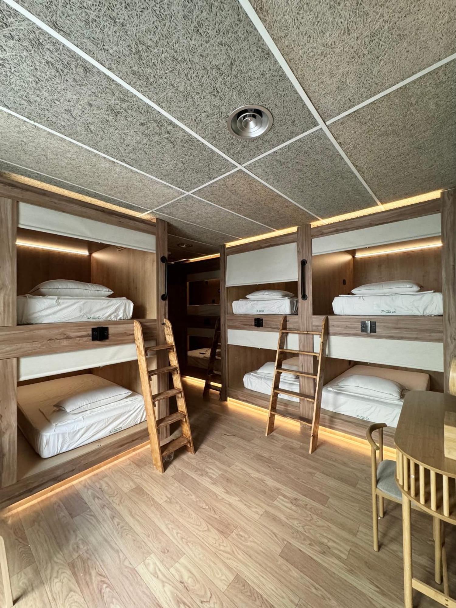 The Pod Village Hostel Valencia